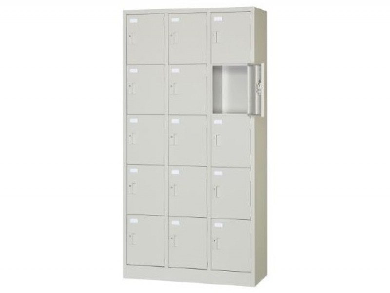 15人用ロッカー　新品