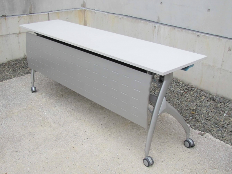 リリッシュ　フォールディングテーブル　W9　W1800/D450　中古