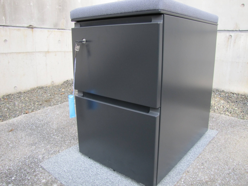 GXシリーズ　デスクワゴン　クッション付き　新品展示品_3