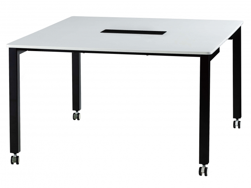 【販売終了】FMDシリーズ　グループテーブル　W1200×D1400　ホワイト　新品