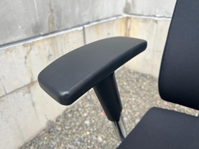 スピーナチェア　クロスバック　ブラック　中古【2019年製】_5