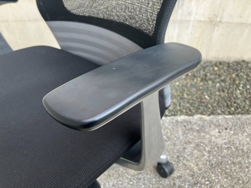 フィーゴチェア 　メッシュタイプ　グレー　肘付き　中古_5