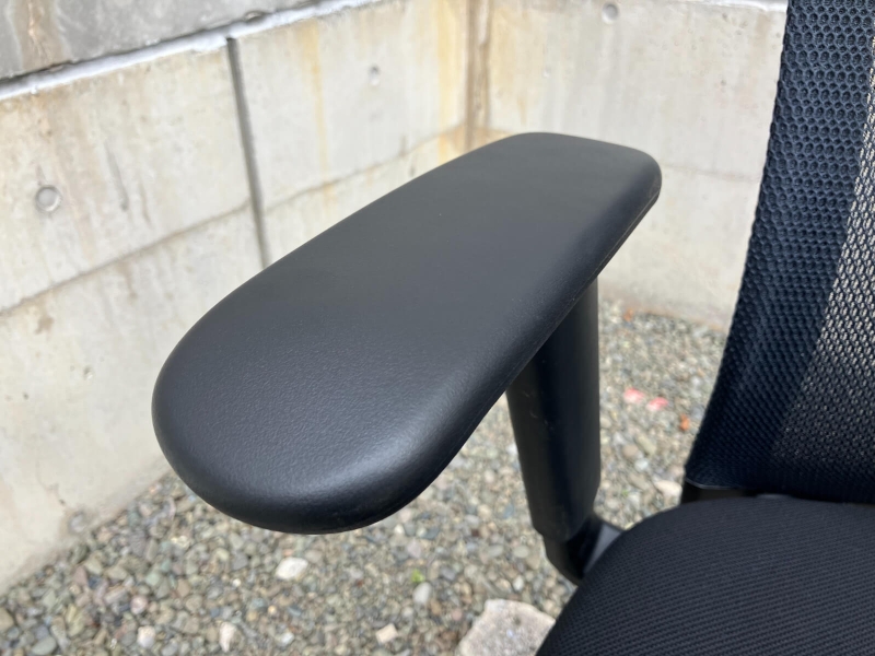 フォスターエトス　可動肘付き　ブラック　中古_4