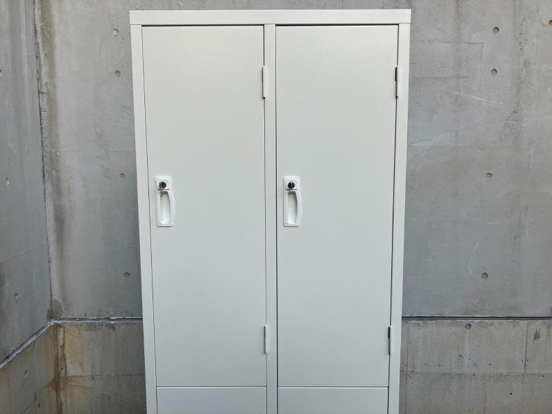4人用ロッカー（2列2段）　AKL-W4S　中古_2
