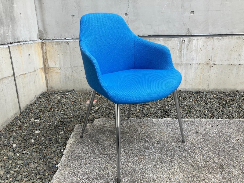 ケイク　アームチェア　ブルー　中古