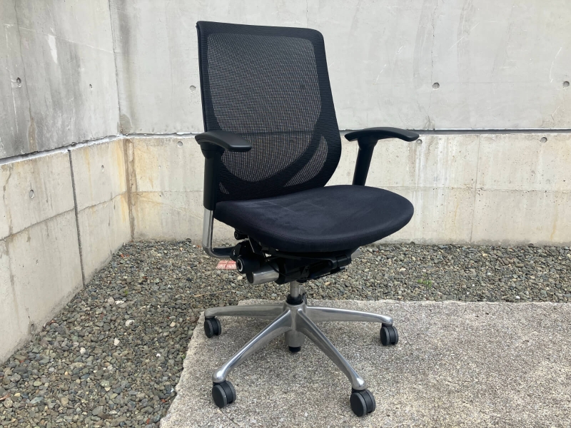 ゼファーチェア 　メッシュタイプ　ブラック　中古