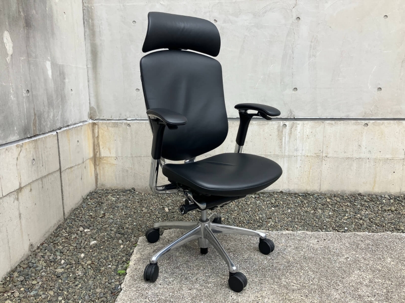 コンテッサチェア　大型ヘッドレスト付き　革張り　中古