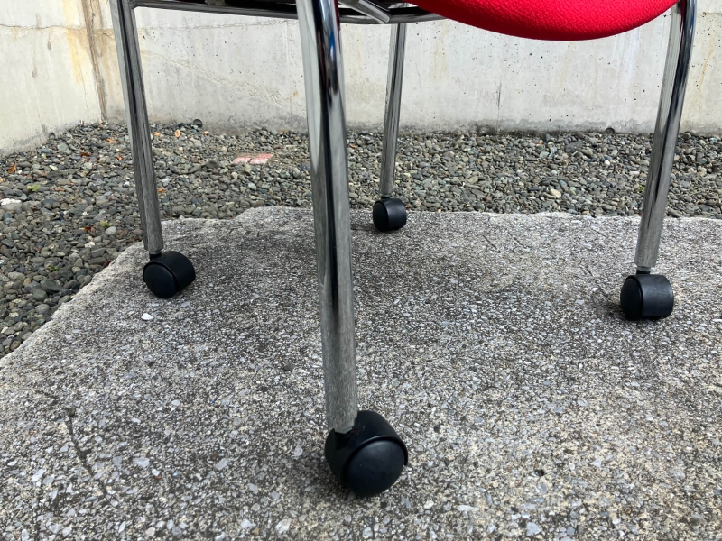 スタッキングチェア　キャスター付　木板×レッド　中古_7
