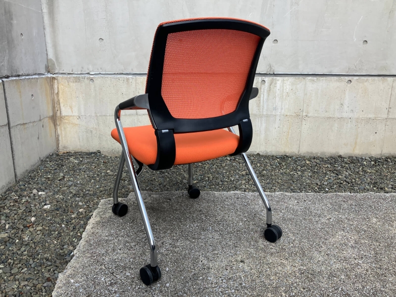 サテリテ　ミーティグチェア　　オレンジ　中古_1