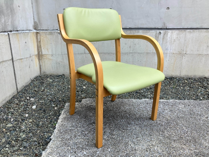 介護・福祉施設向け　ダイニングチェア　グリーン　中古