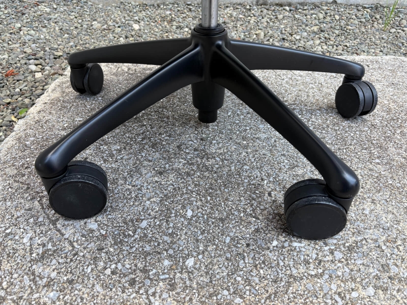 コンテッサチェア　小型ヘッドレスト付き　中古_7