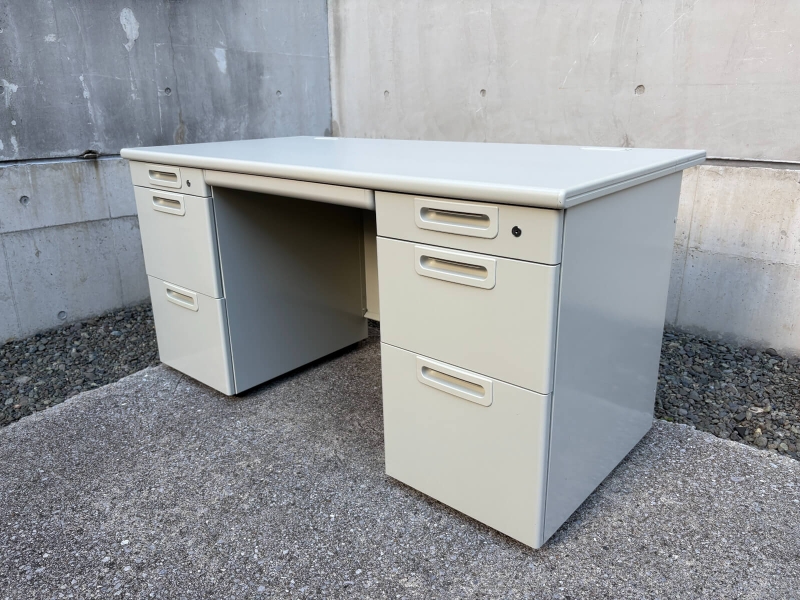 LAデスクシリーズ　両袖机　W1400　中古