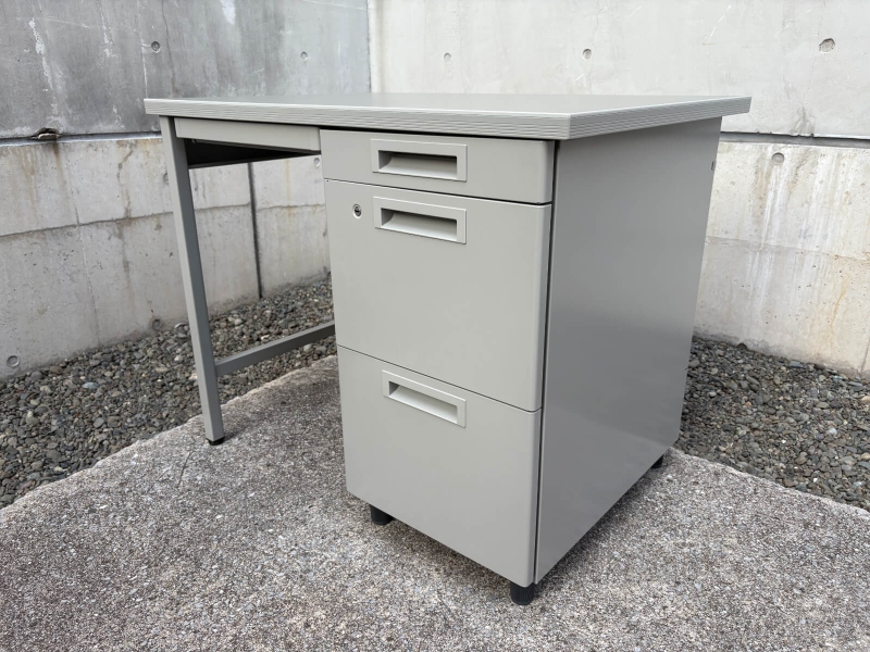 SR型事務用デスク　片袖机　旧JIS　7号　中古