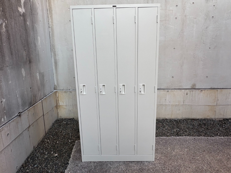 4人用ロッカー　BFI-4　中古_1
