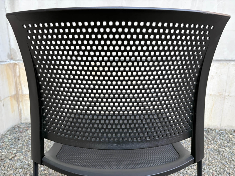 スタッキングチェア　スプライン　ブラック　中古_3