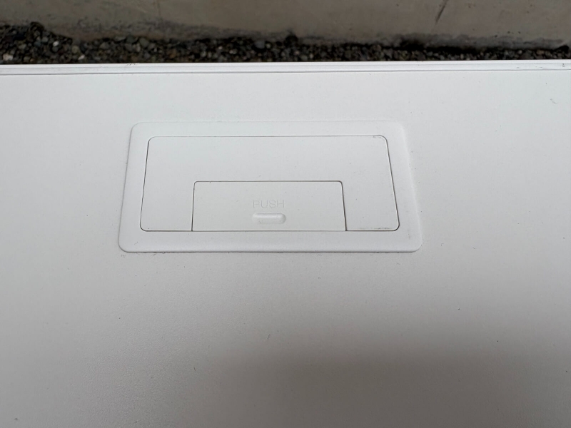 ピクサシリーズ　平机　W1000　ホワイト　中古_4