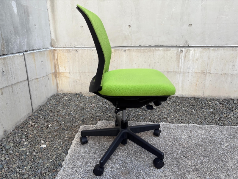 バリシアチェア　イエローグリーン　中古_1