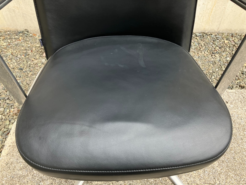 エグゼクティブチェア　ACTIU GMチェア　革張り　中古_5