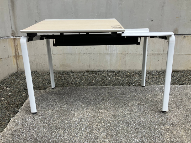 傾斜機能付きデスク　UPTIS（アプティス）　W1200　中古_2