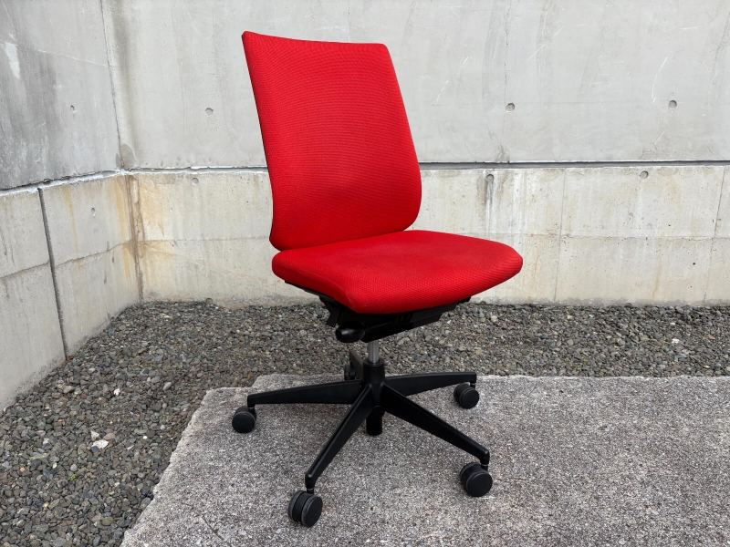 ウィザードチェア　ハイバック　レッド　中古