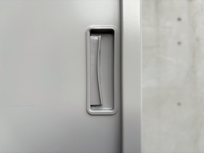 シンラインキャビネット　3枚引戸書庫　W800　上下セット（A4 6段対応）　中古_3