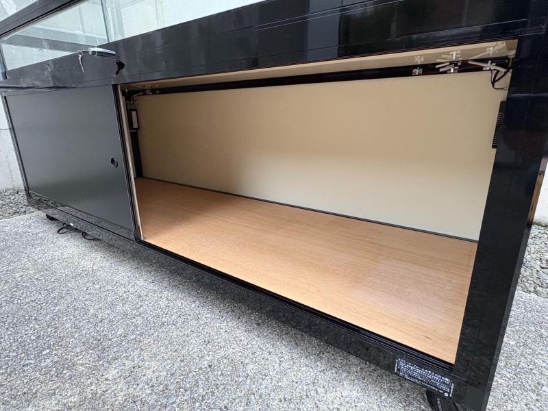 EXCEED　ガラスショーケース　W1800/D600/H820㎜　鍵・内部照明付き　中古_6