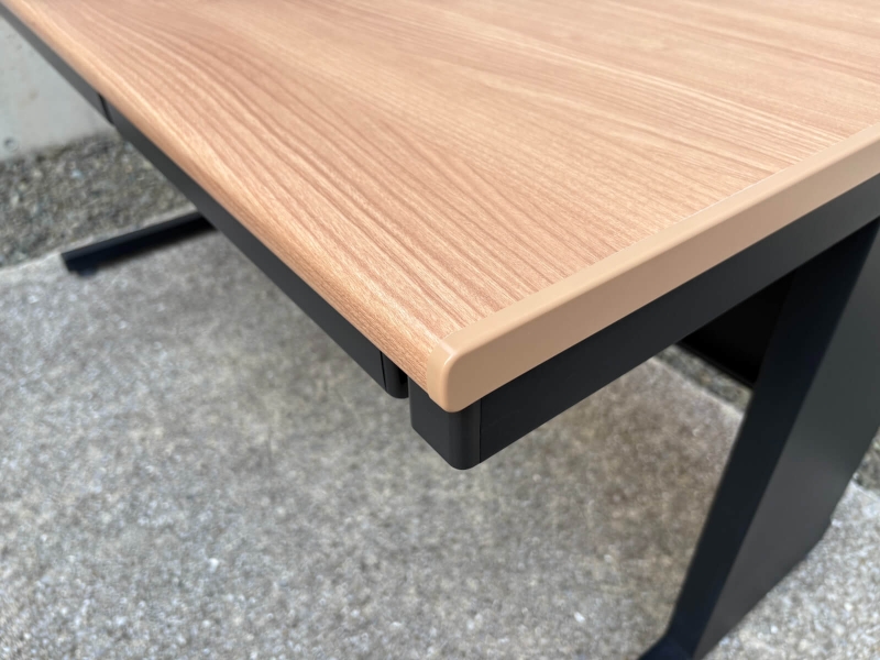 インベントシリーズ　平机　W1400　中古_5