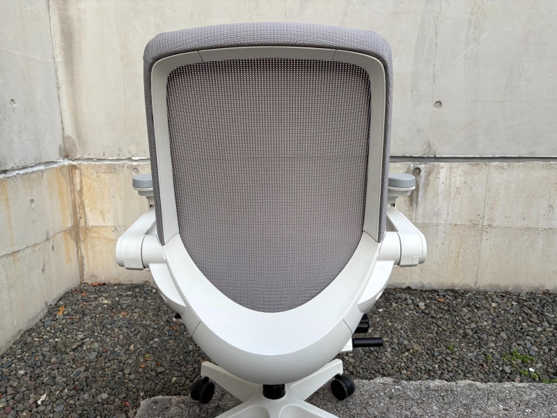 ノートチェア　メッシュタイプ　ライトグレー　中古【2023年製造 美品】_2