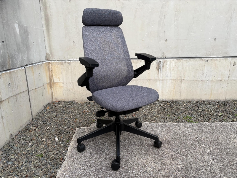 ノートチェア　エクストラハイバック　ダークグレー　中古【2023年製造 美品】