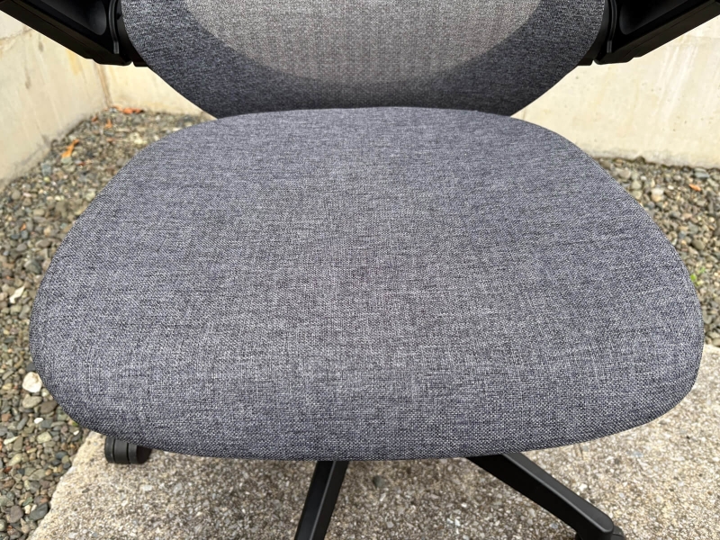 ノートチェア　エクストラハイバック　ダークグレー　中古【2023年製造 美品】_6