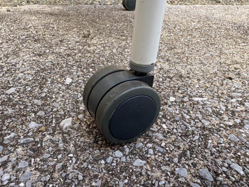 スタッキングチェア　SFIDA　キャスター付き　中古_7