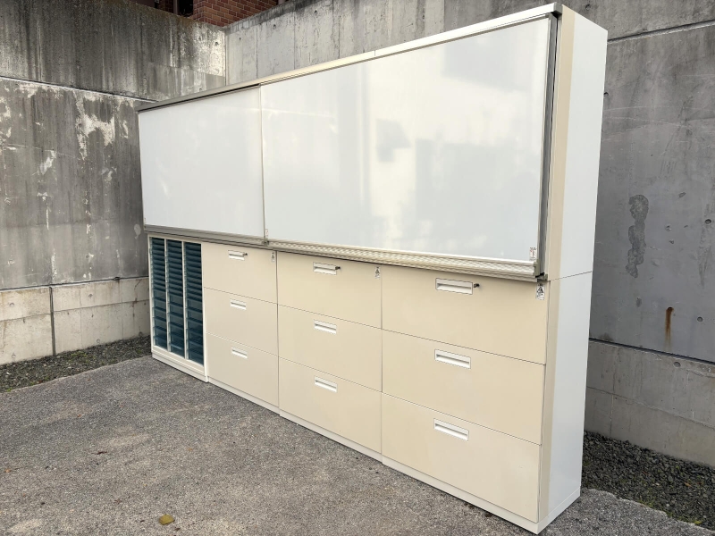 エディア　ホワイトボード扉書庫　4連セット　中古_0