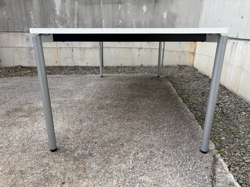 ジュート　ミーティングテーブル　4本脚タイプ　W2100　中古_2