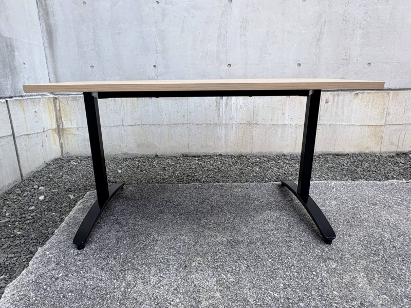 ロンナシリーズ　ミーティングテーブル　W1200/D750　中古_1