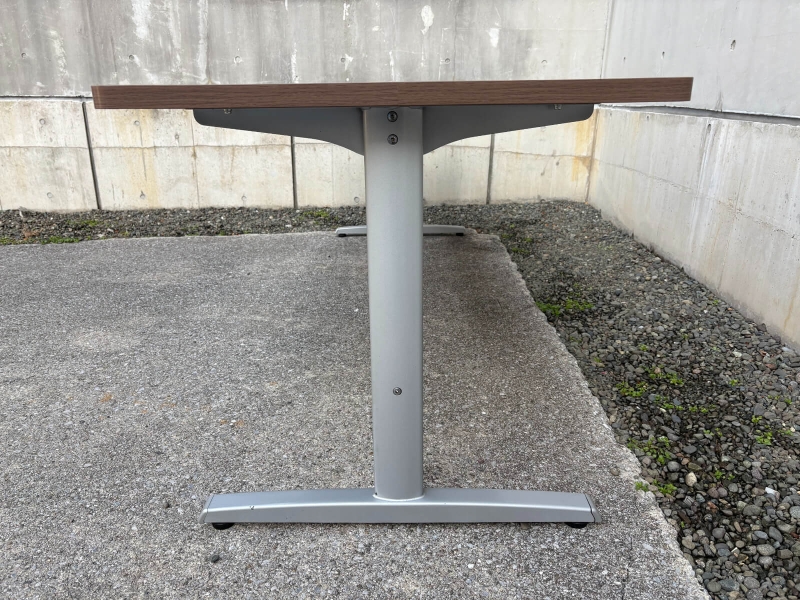 8177シリーズ　ミーティングテーブル　W2400/D750　中古_1