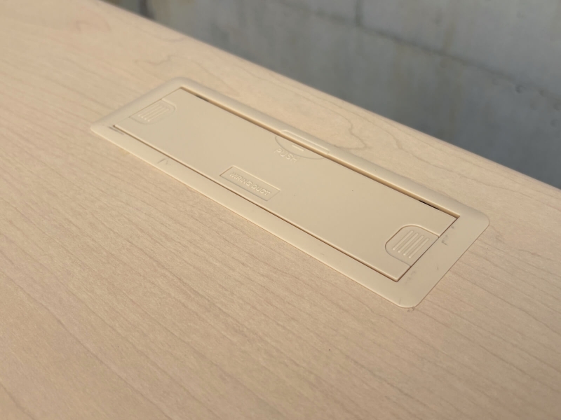 LEOデスクシリーズ　平机　W800/D700　中古_4