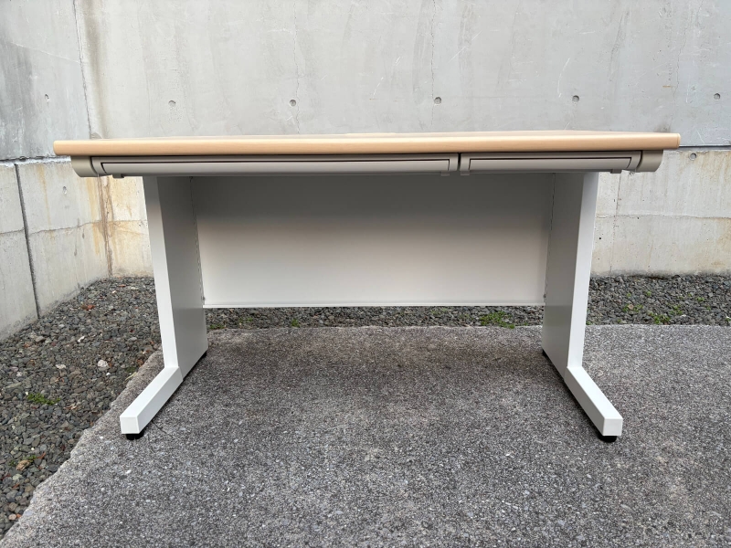 LEOデスクシリーズ　平机　W1200/D700　中古_1