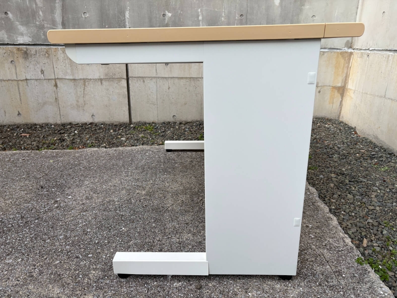 LEOデスクシリーズ　平机　W1200/D700　中古_2