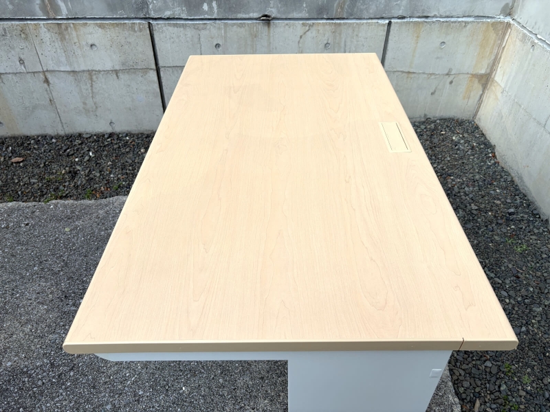 LEOデスクシリーズ　平机　W1200/D700　中古_3