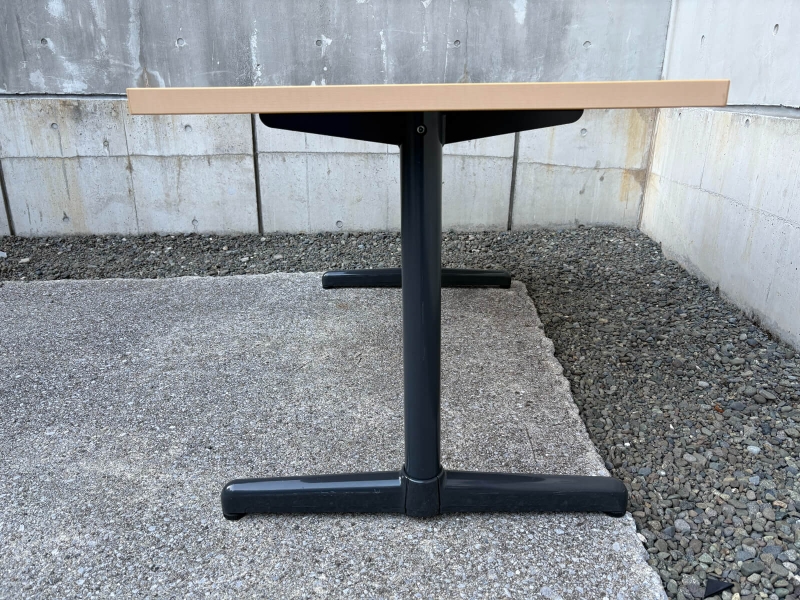 LMシリーズ　ミーティングテーブル　W1500/D800　中古_2