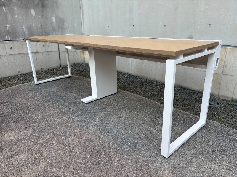 プレノデスクシステム　片面フリーアドレス　W2400/D600　中古