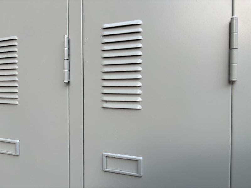 LK型　4人用ロッカー　中古_2