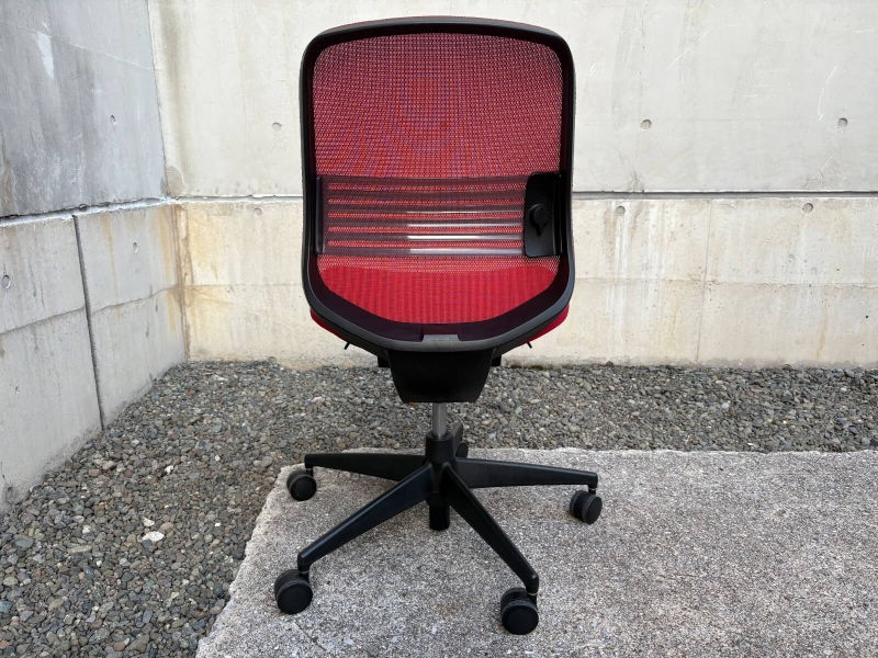 シロッコチェア　ランバーサポート付き　レッド　中古_1