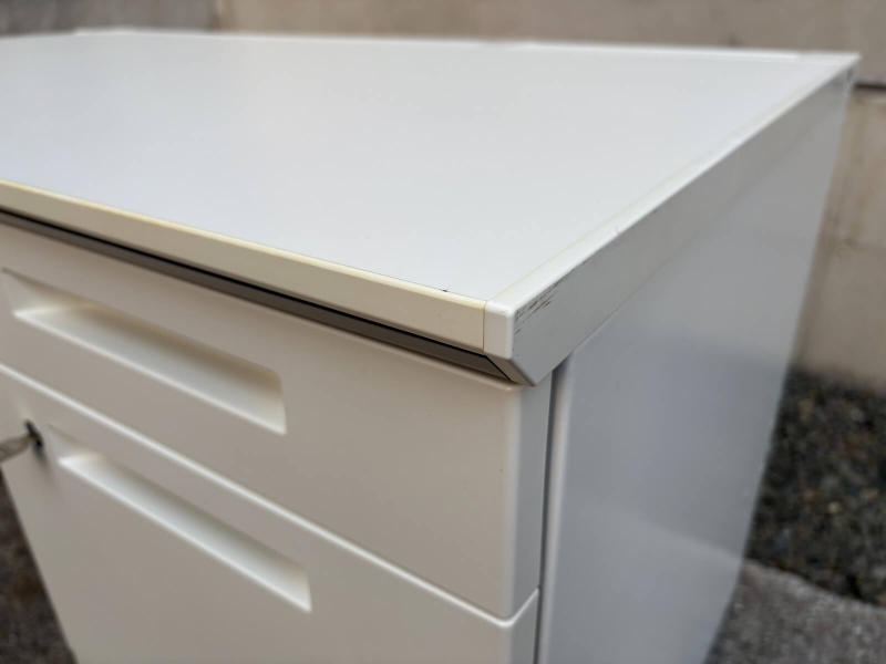 ISデスクシリーズ　片袖机　W1000/D600㎜　中古_5