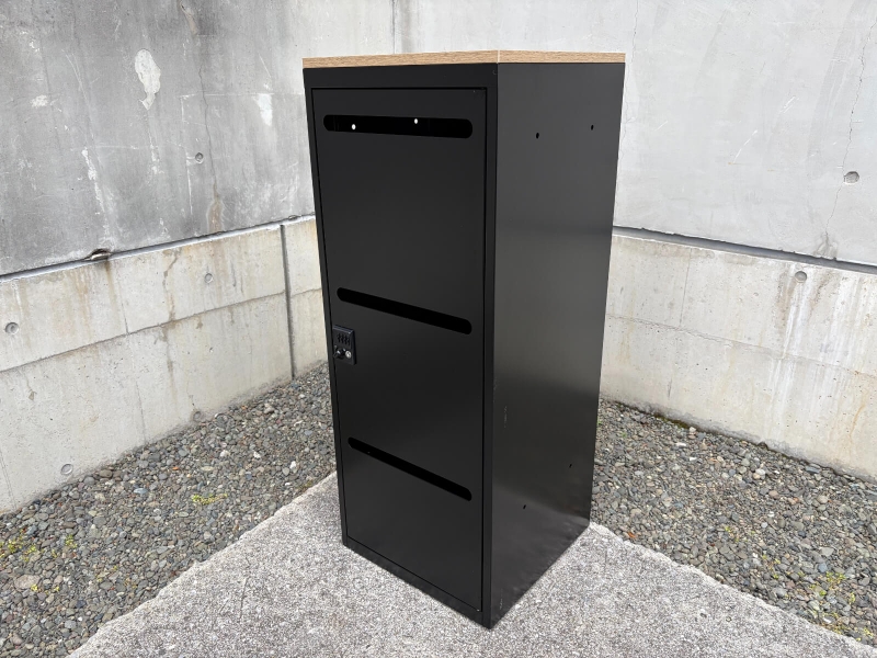 書類分類用キャビネット　ダイヤル錠（非常開錠キー付き）　ブラック　中古