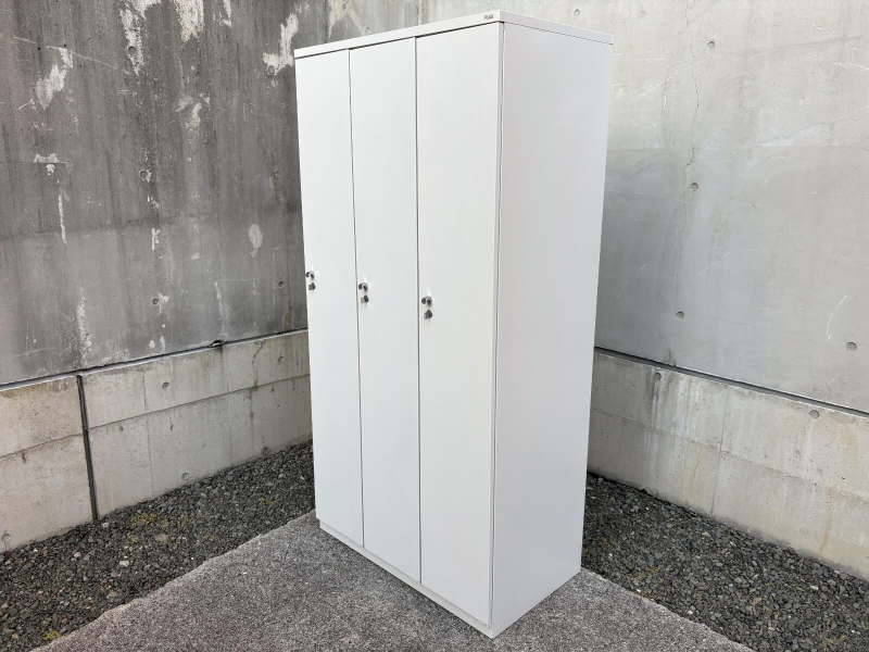 3人用ロッカー　SL-32　ホワイト　中古_0