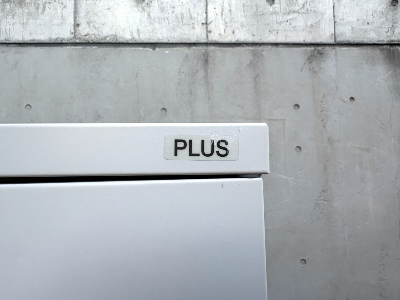 3人用ロッカー　SL-32　ホワイト　中古_1