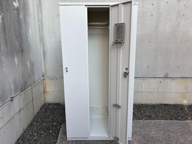 3人用ロッカー　SL-32　ホワイト　中古_3