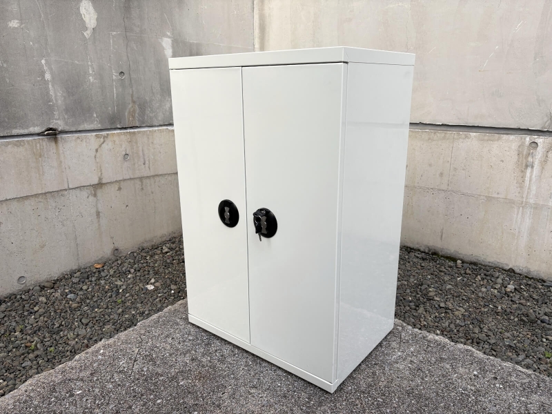 LUCKILA(ラキラ)　扉付トレーキャビネット　HPF0503-0008　中古_0