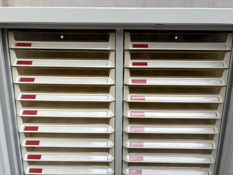 LUCKILA(ラキラ)　扉付トレーキャビネット　HPF0503-0008　中古_5